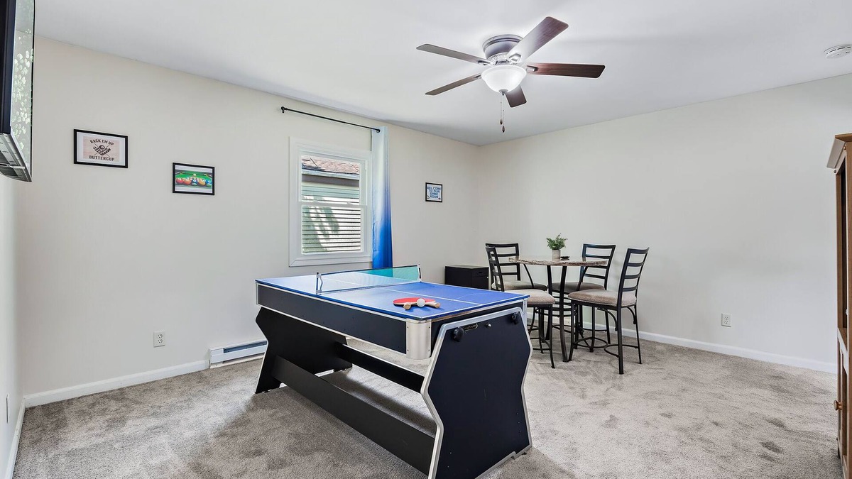 Boulder Hill House | Fun, Spacious & Handicap Accessible – Ideal for Families & Crews