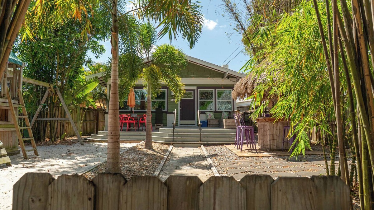 Historic Uptown House | Fun Urban Oasis: Bohemian Bungalow - Prime St Pete