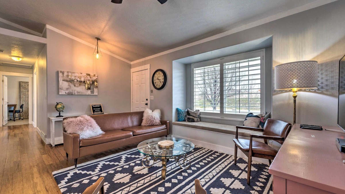 Lehi House | Fun yard, Garage and 3 Mi to Thanksgiving Point!