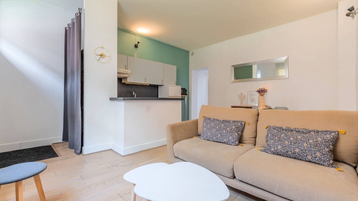 Wazemmes Apartment | Functional apartment in the center of Lille