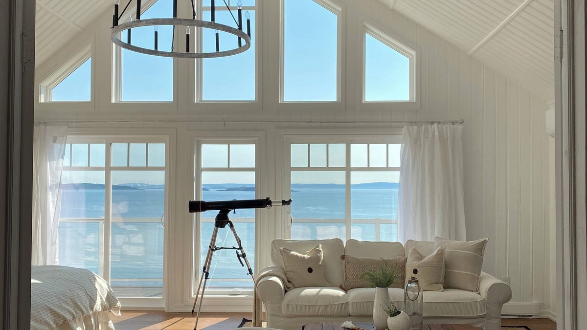 Saint John House | Fundy Bay Beach Housen5 Bedroom, Ocean Front, Hot Tub, Theater Room, Fire Pit