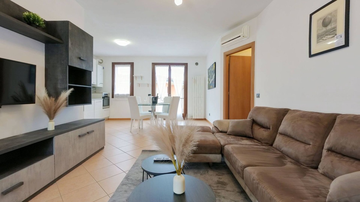 Gazzo Veronese Apartment | Furius Apartments 9-D: Designer three-room apartment with reserved parking space