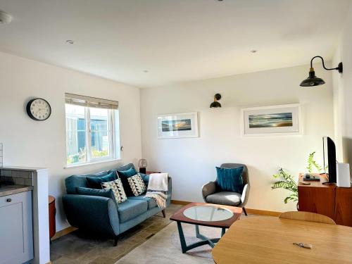 Chillington House | Furlong Cottage @ Higher Stancombe Farm