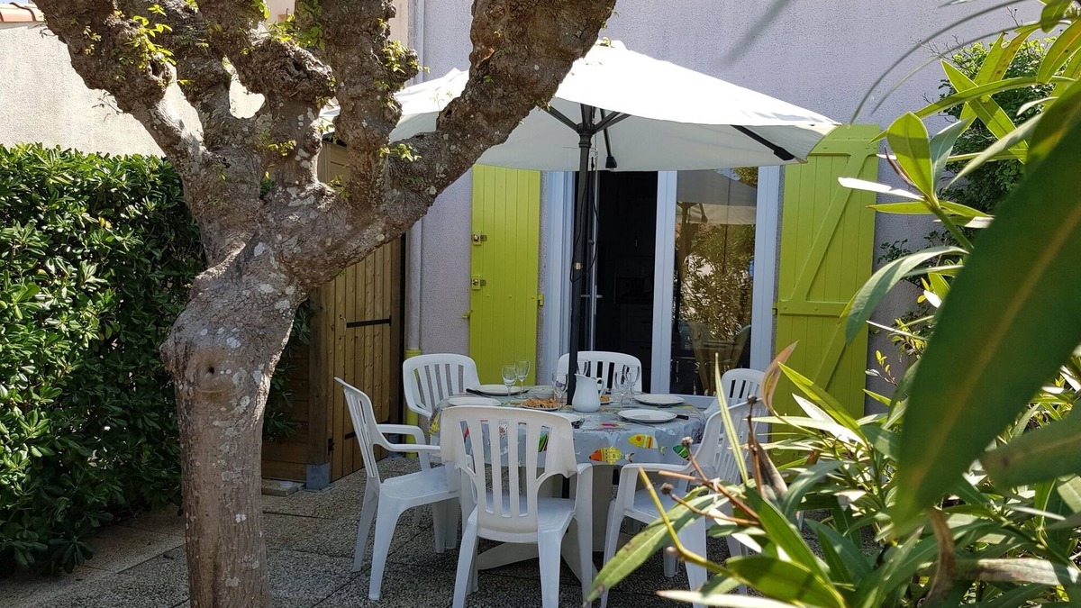 Saint-Georges-de-Didonne House | Furnished tourist accommodation * "Pointe des Vallières" near Chéque-Vacances beaches ok