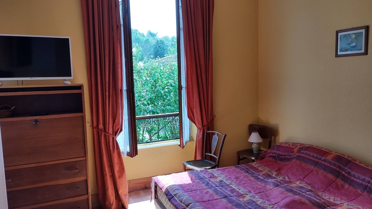 Bourbonne-les-Bains Apartment | Furnished 2-bed apartment sleeps 4