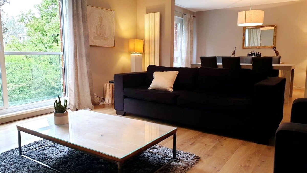 Saint-Maurice Pellevoisin Apartment | Furnished 3-bedroom apartment Lille Tram St Maur + garage