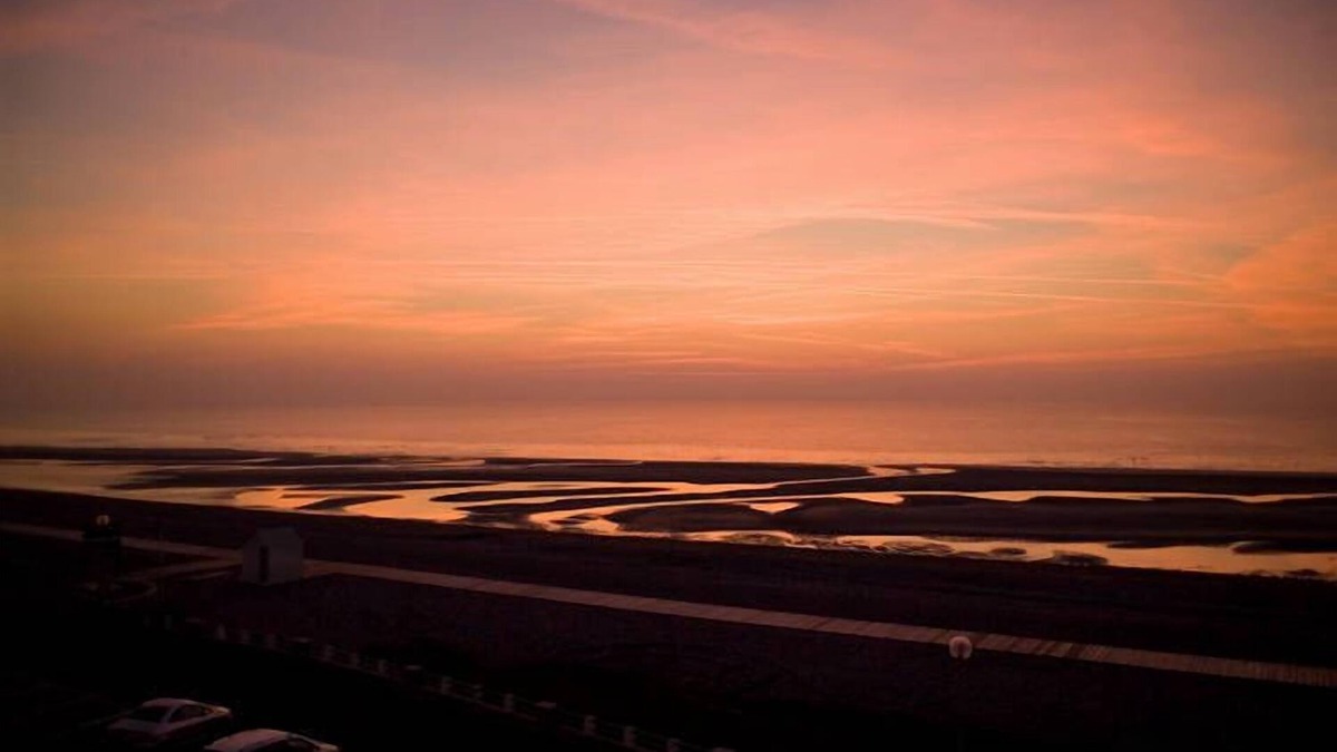Cayeux-sur-Mer Apartment | Furnished Apartment with balcony or terrace