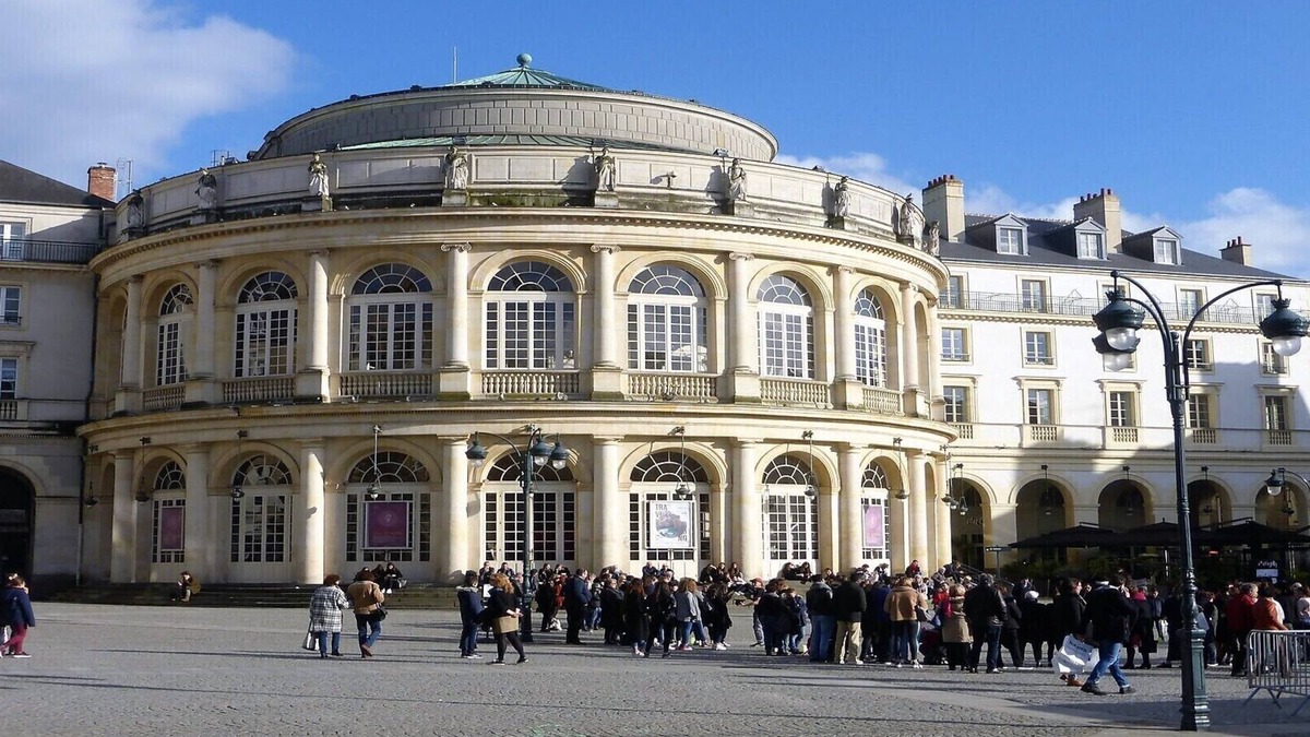 Colombier - Champ de Mars Apartment | Furnished apartment, near train station and metro
