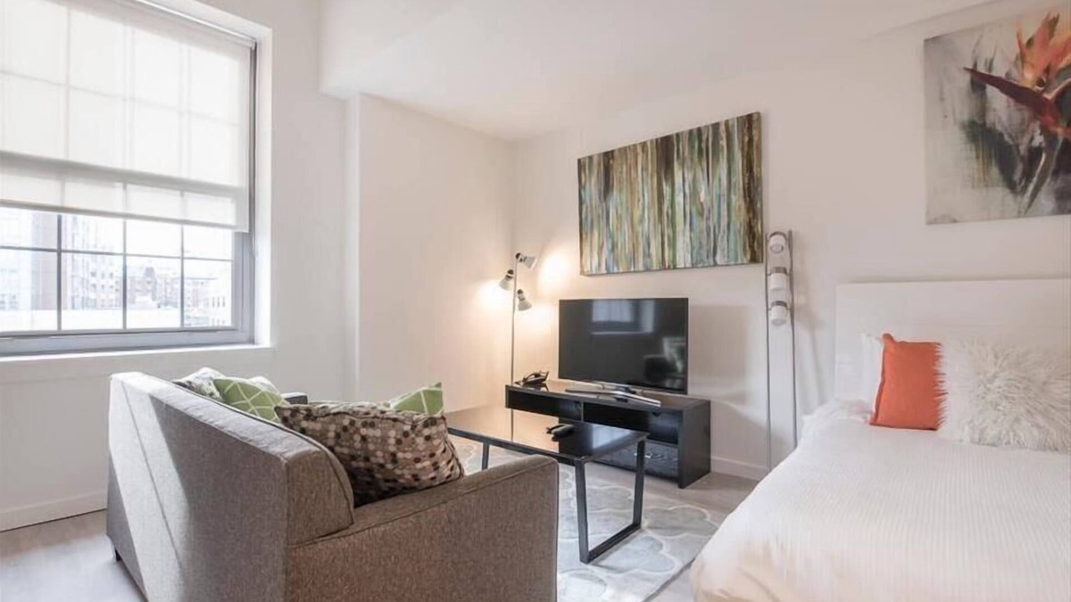 Chinatown Apartment | Furnished Delx Studio w/Full Kitchen & Fast WiFi | Boston