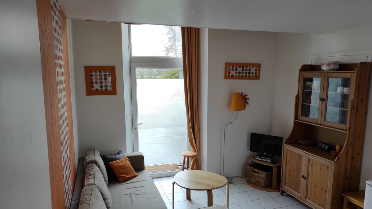 Saint-Martin-sur-Oust Apartment | Furnished gite 2 pers. "Les Chênes