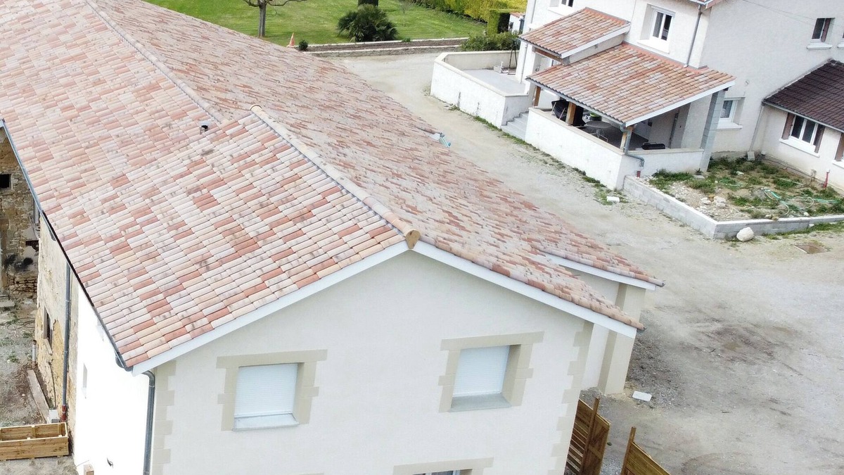 Ville-sous-Anjou House | Furnished house in the countryside 20 minutes from the A7 motorway