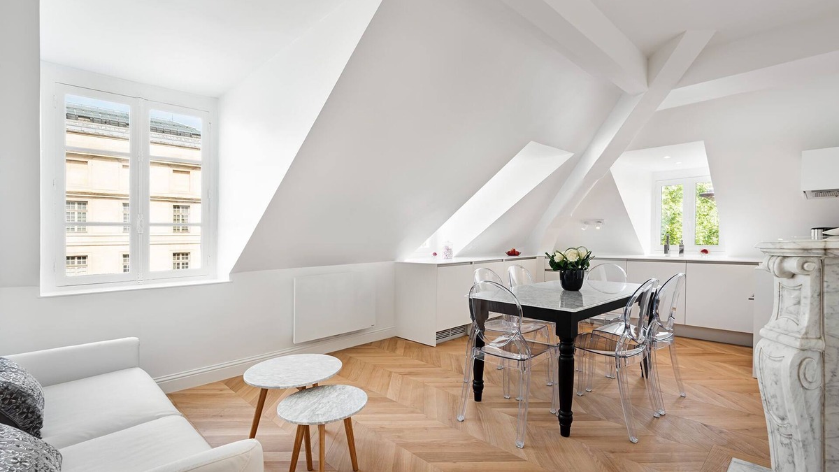 Notre-Dame Apartment | furnished luxury apartment within 50 meters of the Palace of Versailles