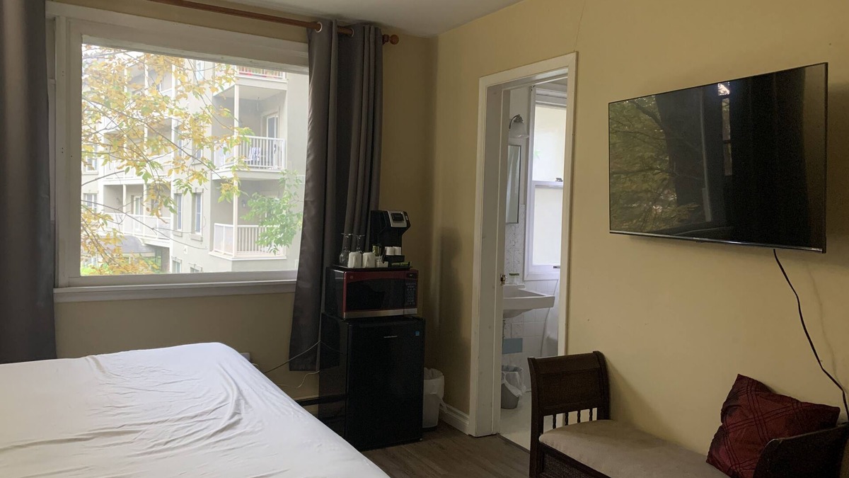 Bracebridge Hotel | Furnished rental in central location with amazing view