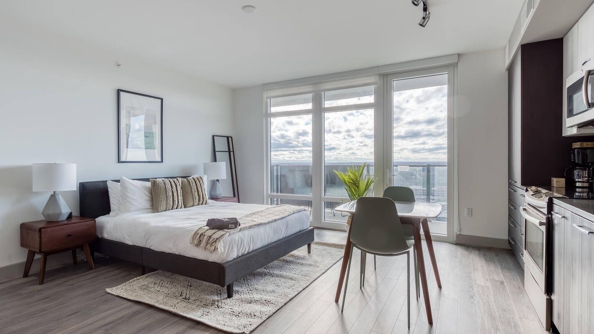 Tysons Apartment | Furnished Studio in Tysons, Gym + Pool