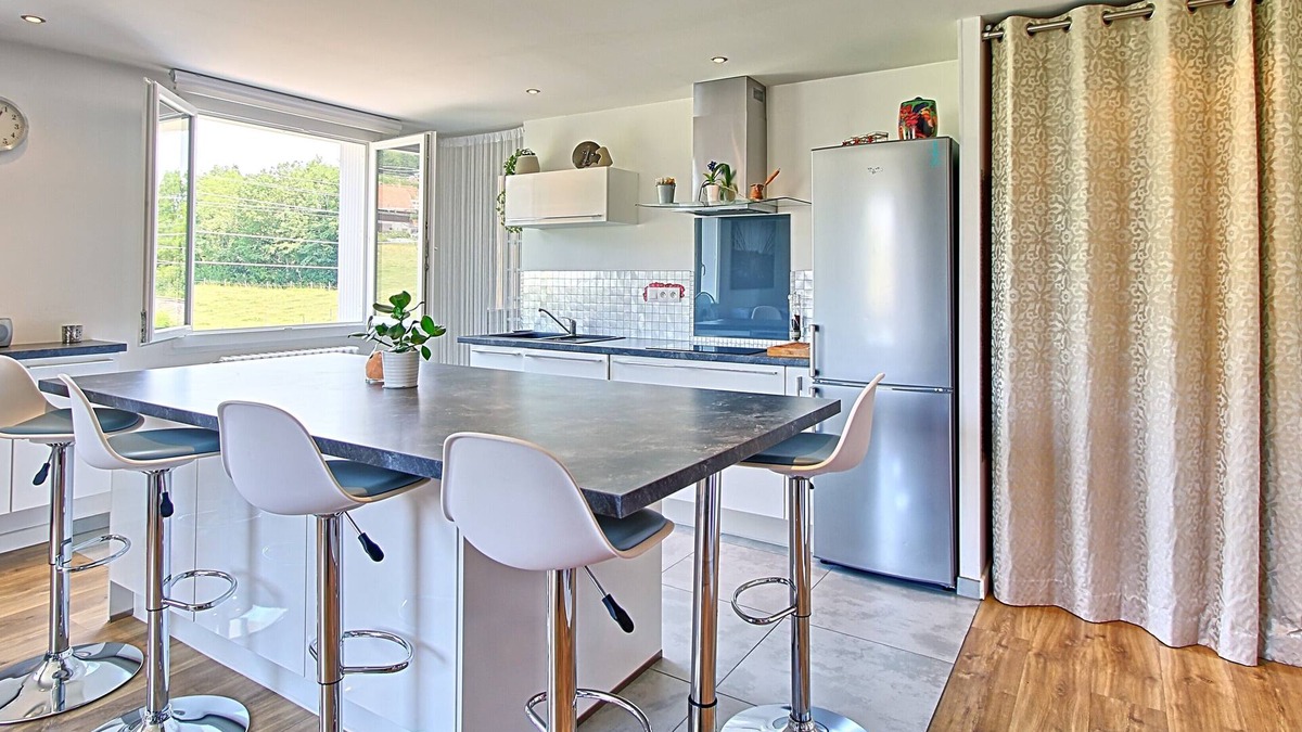Argonay Apartment | Furnished tourist classification 3 * - 12 minutes from Annecy - T2 of 51 m2