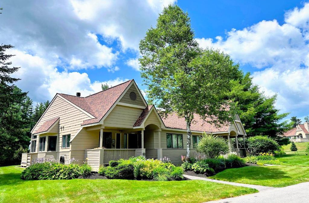 Bretton Woods House | FV3 F3 Well appointed Townhome a short walk to the Mount Washington Hotel