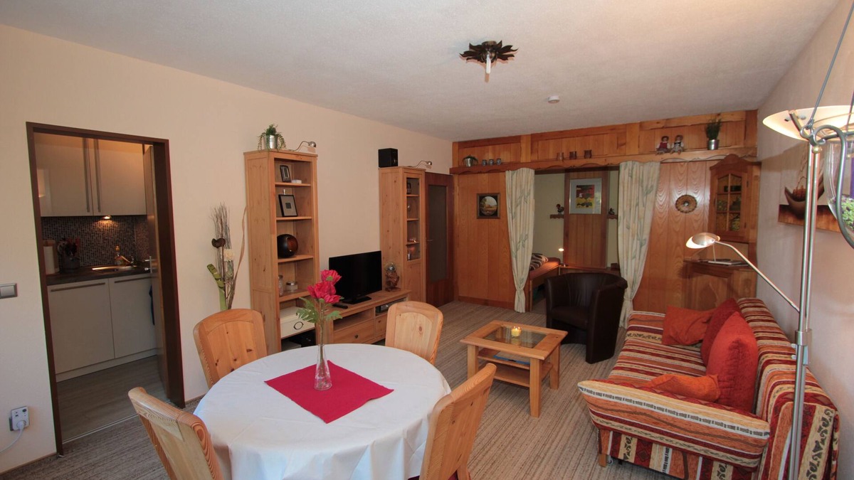 Schwarzenbach Apartment | FW Weissensee 2 adults indoor pool sauna fitness tennis