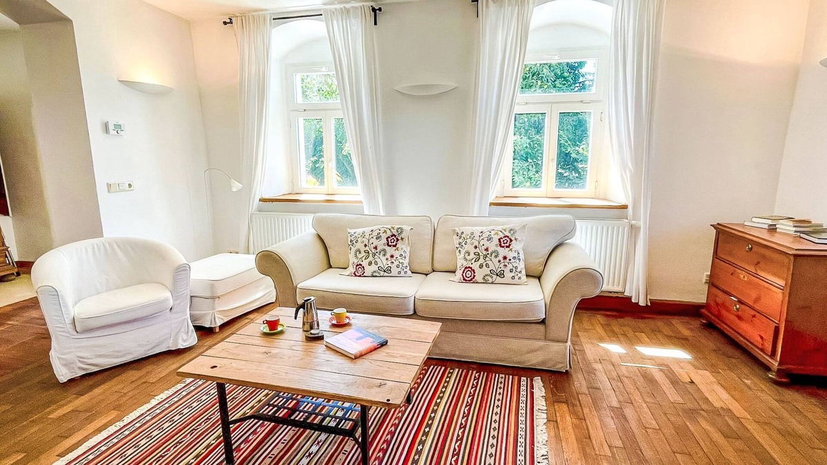 Falkenhain House | Gärtnerhaus by Interhome