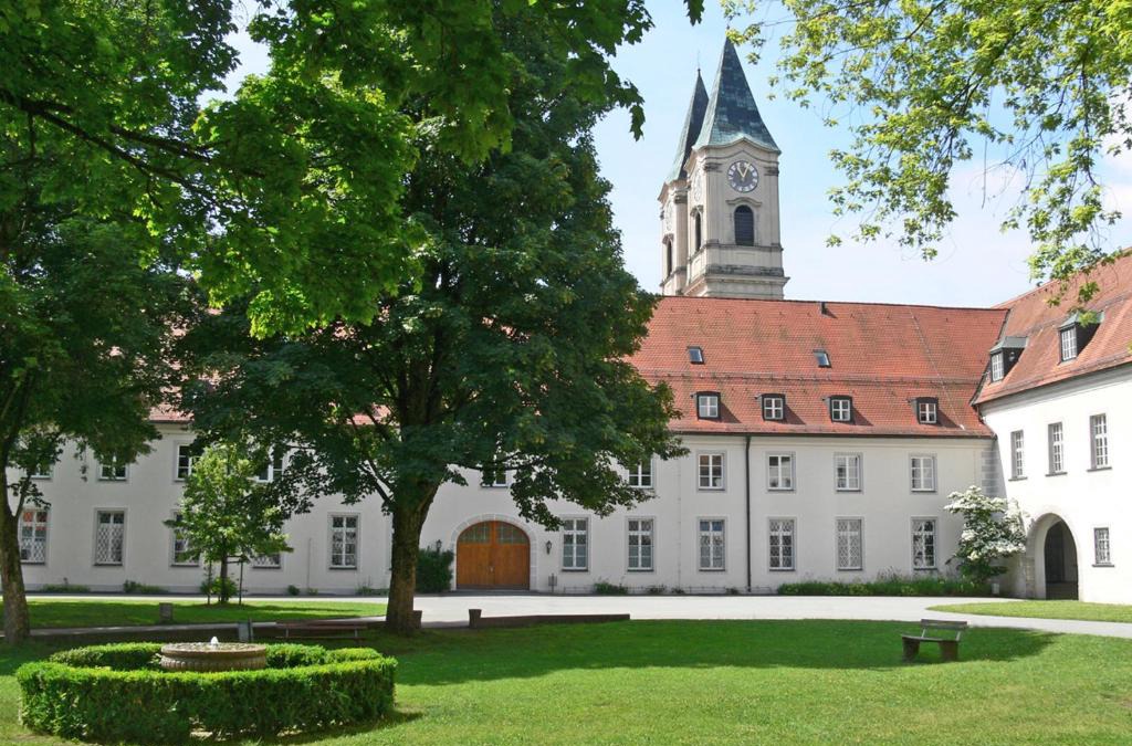 Niederalteich Hotel | Gäste- und Tagungshaus der Abtei Niederaltaich, Erholung, Entspannung, Besinnung, Auszeit und Entschleunigung, Byzantinische Kirche,