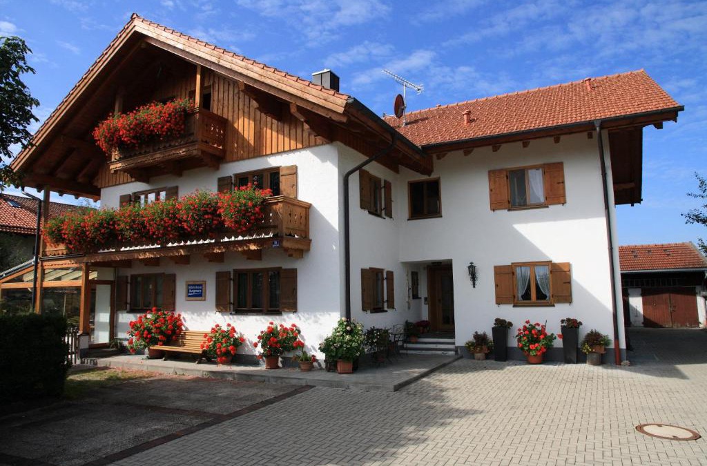Munchen District House | Gästehaus Burgmayr