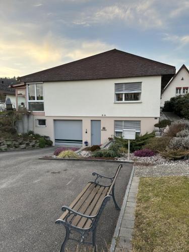 Schonenwerd Apartment | Gästehaus MaryVitty, zentrale zwischen Aarau und Olten, gut verbunden