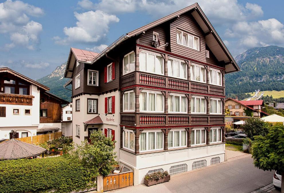 Oberstdorf House | Gästehaus Maxheim