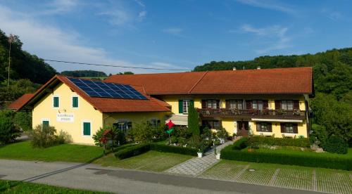 Jennersdorf Bed & Breakfast | Gästehaus Strini