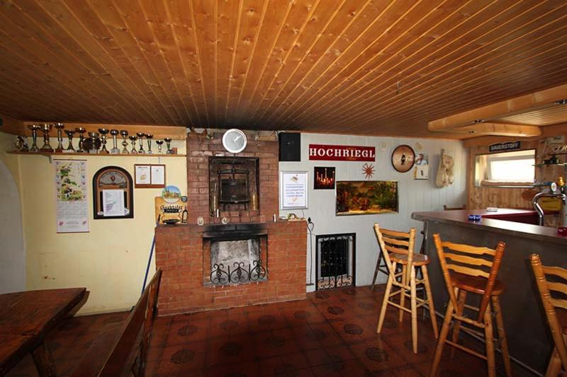 Strasshof an der Nordbahn House | Gästepension Sport 71