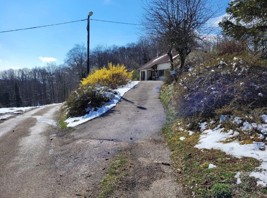 Chamesol House | Gîte à la ferme du Lomont