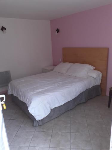 Rogny-les-Sept-Ecluses Apartment | Gîte 1