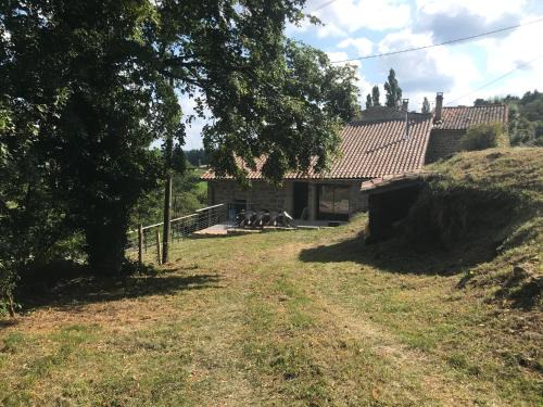 Saint-Apollinaire-de-Rias House | Gîte 10 personnes Ardèche Jacuzzi