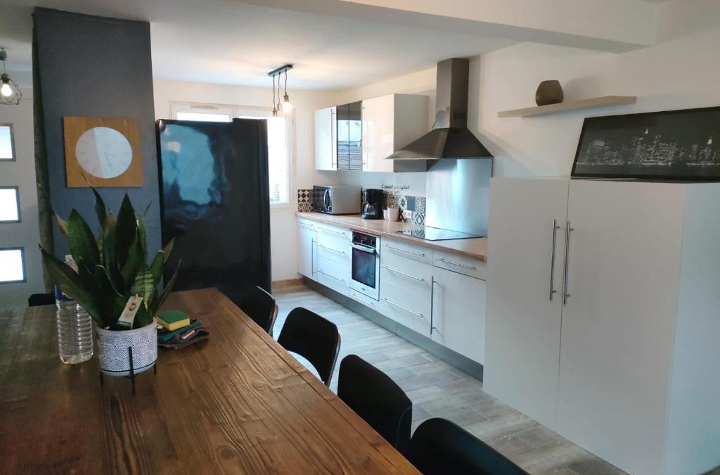Vernou-la-Celle-sur-Seine House | Gîte 10 lits proche forêt Fontainebleau