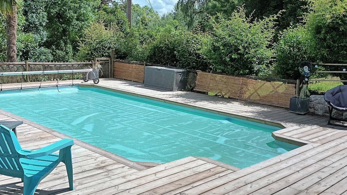 Castelnau-sur-Gupie House | Gîte 2 Personnes Avec Piscine