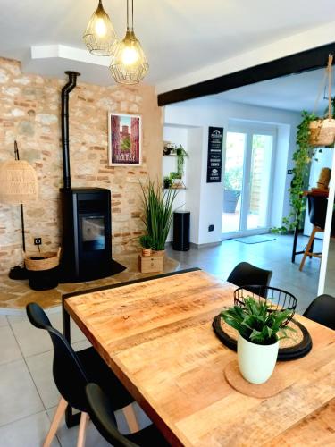 Lavaur Apartment | Gîte Abelia avec extérieur