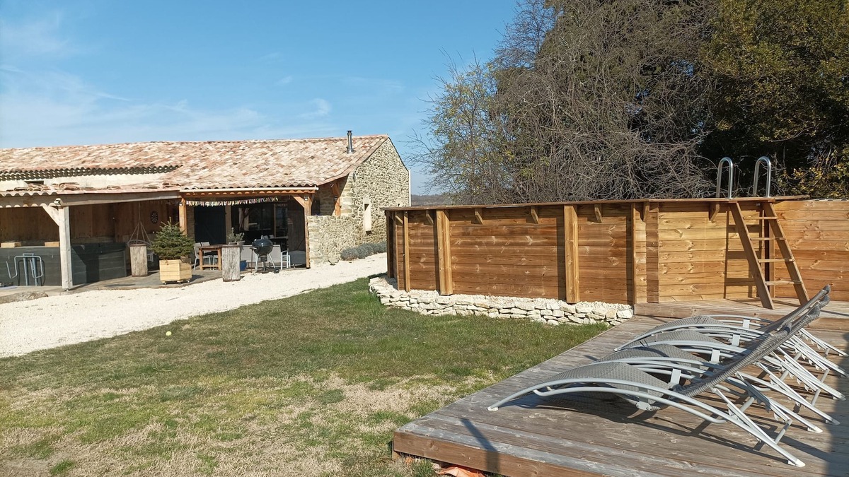 La Begude-de-Mazenc House | Gîte Aménagé Pour Passer D'agréables Moments en Famille ou Entre Amis