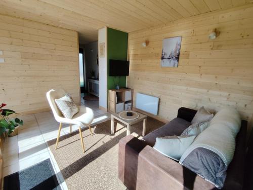 Vernet-la-Varenne Apartment | Gîte ambiance Chalet
