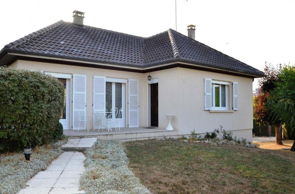 Arcis-sur-Aube House | Gîte Arcis-sur-Aube, 4 pièces, 5 personnes - FR-1-543-57