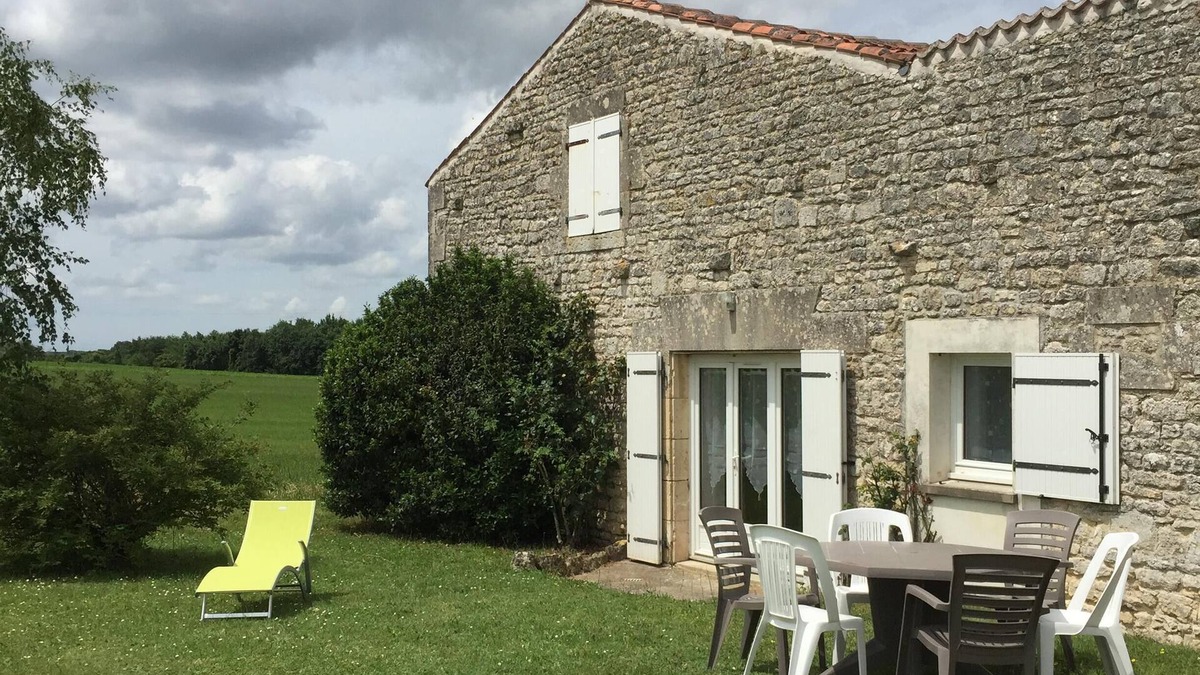 Saint-Savinien House | Gîte au Petit Bonheur