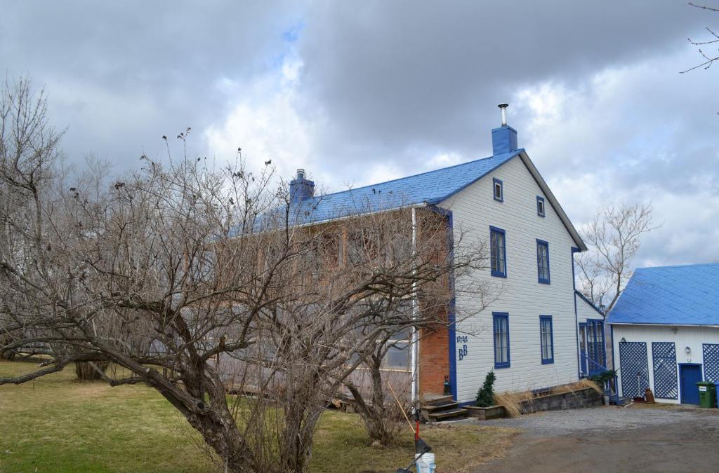 Sainte-Famille Bed & Breakfast | Gîte au Toit Bleu