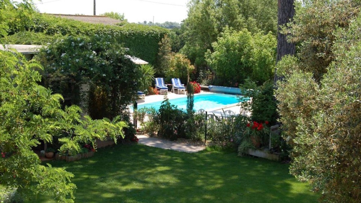 Saint-Laurent-d'Aigouze Other | Gîte "bali" - Appartement Entier Dans Mas Camarguais