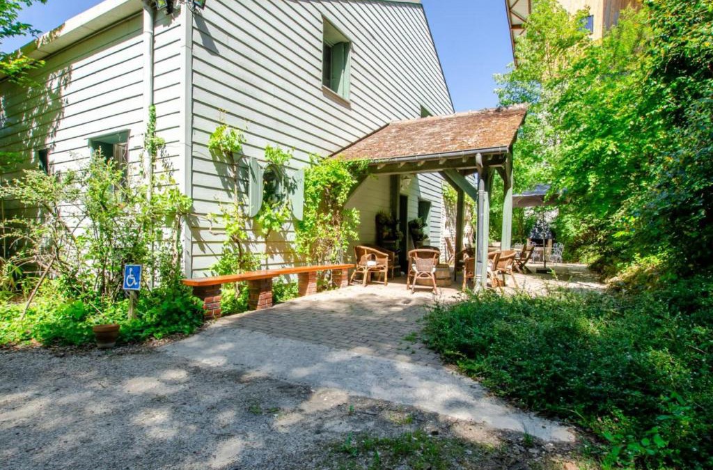 Bar-sur-Seine House | Gîte Bar-sur-Seine, 6 pièces, 14 personnes - FR-1-543-132