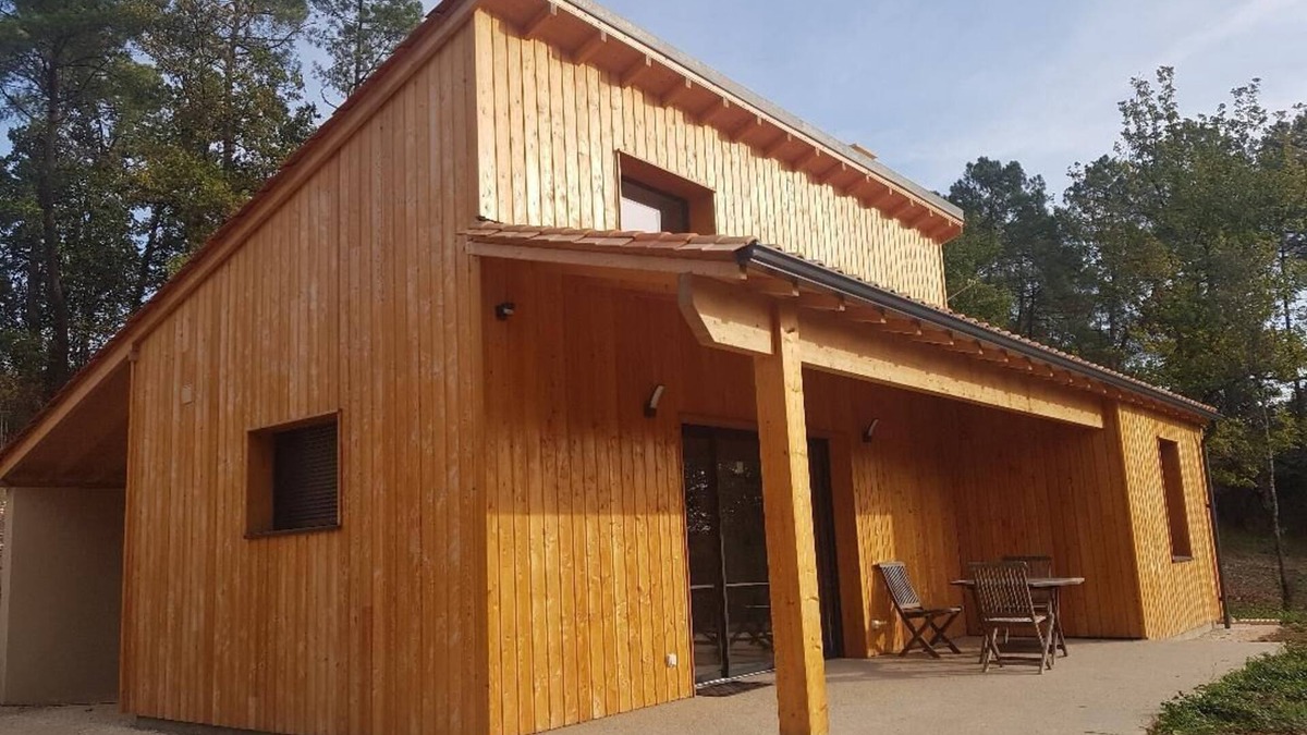 Saint-Vincent-le-Paluel Cottage | Gîte Chêne vert -Domaine Cambourté 3* -wooden house 5km from Sarlat - swimming pool -wifi