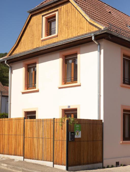 Steinbach House | Gîte Chez Tim