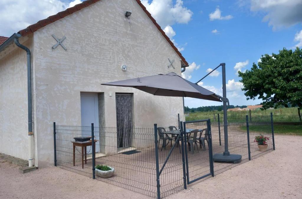 Contigny House | Gîte Contigny, 3 pièces, 4 personnes - FR-1-489-452