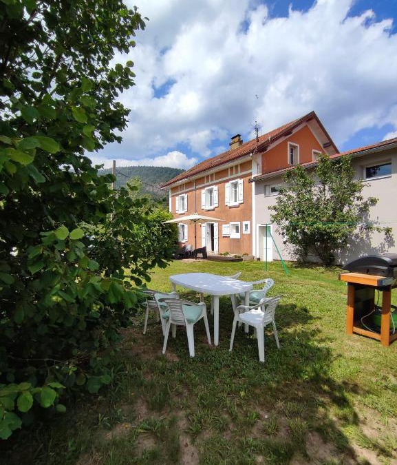 Saint-Ame Apartment | Gîte cosy avec avec jardin et parking privatifs - Hautes Vosges