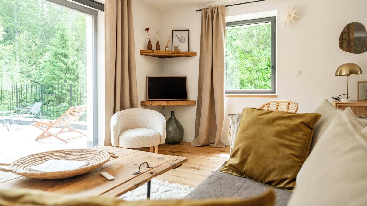 Premanon Apartment | Gîte cosy dans ferme en pierre, au cœur de la nature