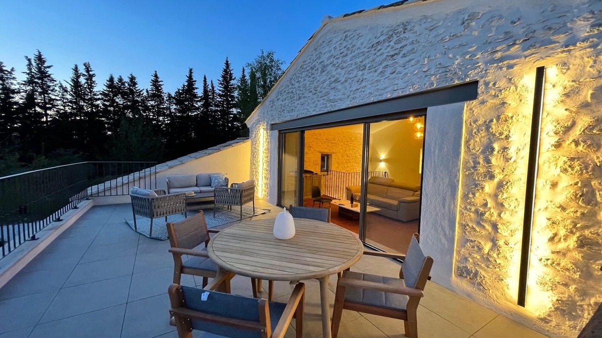 L'Isle-sur-la-Sorgue House | Gîte Dans un Mas Provencal Avec Piscine, 3km du Centre de L'isle-sur-la-sorgue