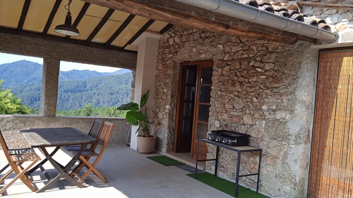 Saint-Jean-du-Gard Apartment | Gîte Dans mas Cévenol Avec Belle vue sur la Vallée et les Montagnes