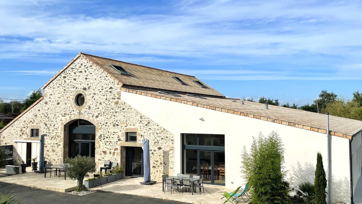 Saint-Macaire-en-Mauges House | Gîte de Charme, au Cœur de L'anjou et à 25 min du Puy du Fou