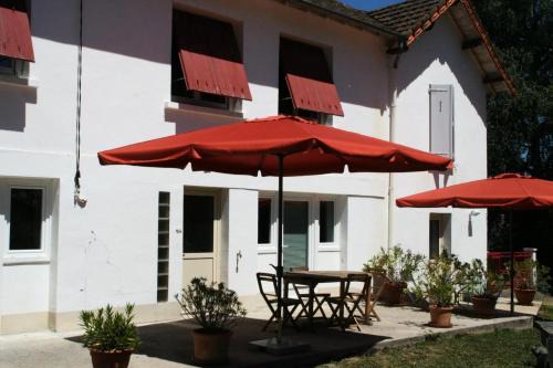 Naves Apartment | Gîte de France Monédières 3 épis - Gîte de France 2 personnes MAE-0224